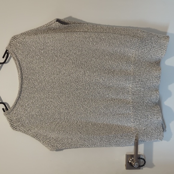COMMUNITY Knit Sleeveless Cape Sweater - Picture 4 of 7